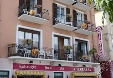 Ristorante La Terrazza מלון בלגירטה