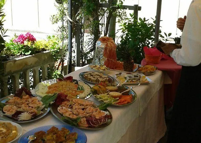 Ristorante La Terrazza Hotel *